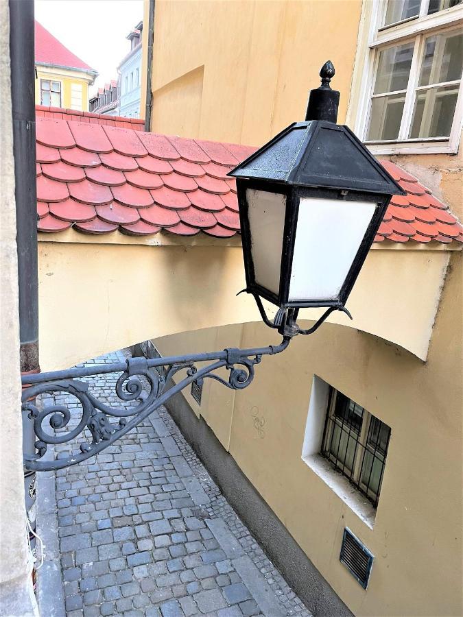 New Design & High Standard Apt From 16Th Century In Old Town-Free Parking Pressburg Exterior foto