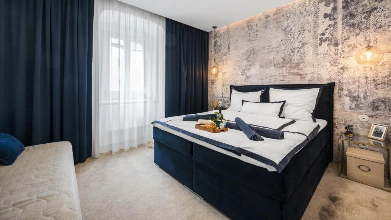 New Design & High Standard Apt From 16Th Century In Old Town-Free Parking Pressburg Exterior foto